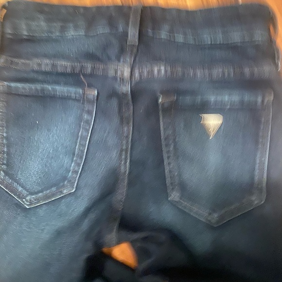 Guess Curvy Sophia Skinny Jeans - Picture 3 of 4